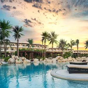 https://secrets-maroma-beach-riviera-cancun.allrivieramayahotels.com